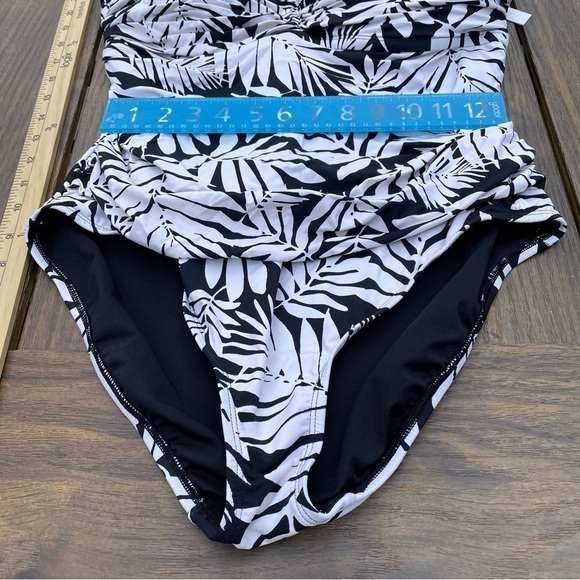 Bleu by Rod Beattie Plus Size Urban Oasis Printed One-Piece Swimsuit  16 W - Picture 9 of 13